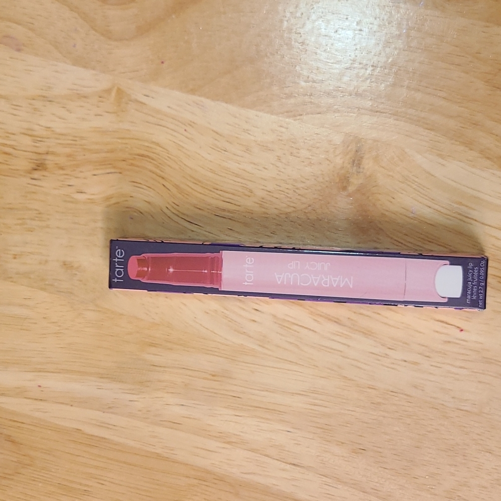 Tarte maracuja juicy lip balm in raspberry *new*